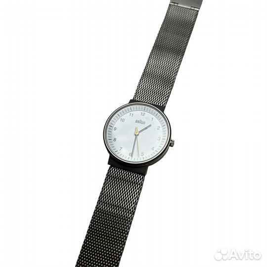 Часы braun