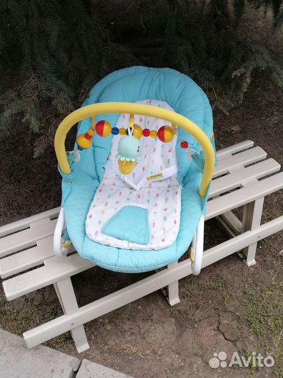 Шезлонг детский