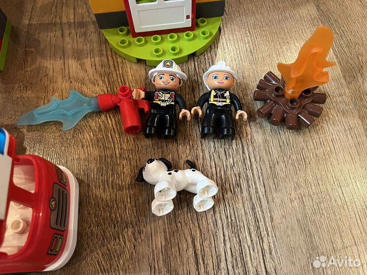 Lego duplo пажарная станция