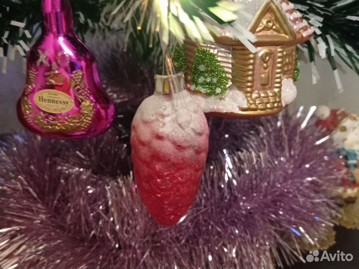 Елочные игрушки