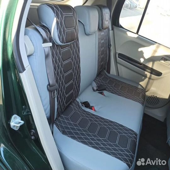 Чехлы Toyota Passo 3 (комбо)