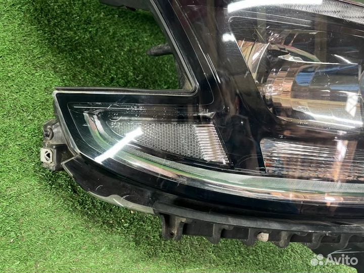 Фара правая Chevrolet Tahoe 4 (2014-2020) галоген