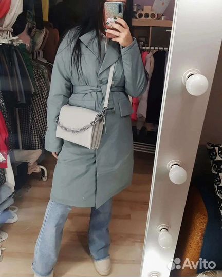 Плащи и тренчи