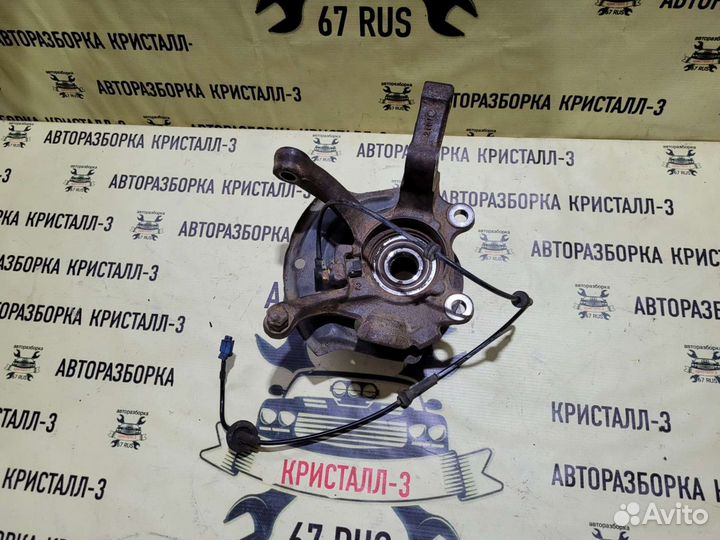 Кулак поворотный передний nissan x-trail t30