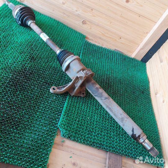 Привод шруз правый Ford Fiesta mk6 1.6 рест 2016г