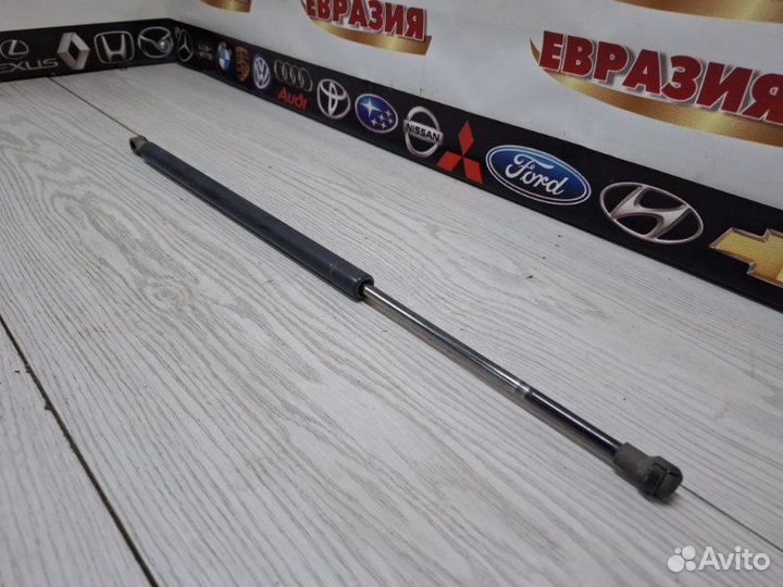 Амортизатор двери багажника Bmw X5 E53 2004