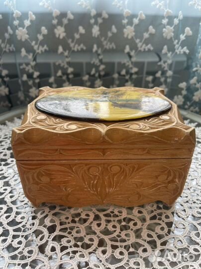 Шкатулка старинная деревянная