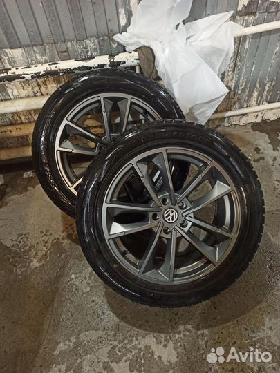 Bridgestone Blizzak Ice 235/55 R18