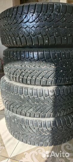Pirelli Formula Ice 205/60 R16