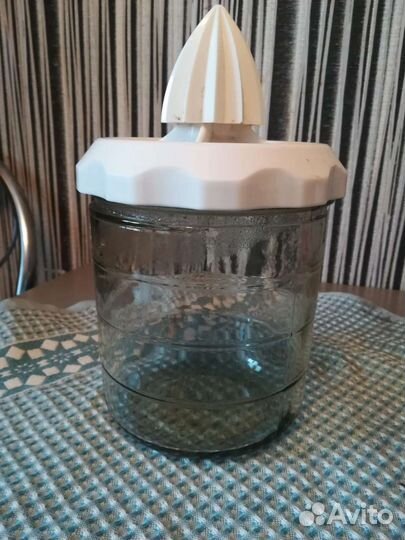 Кремосбивалка механическая