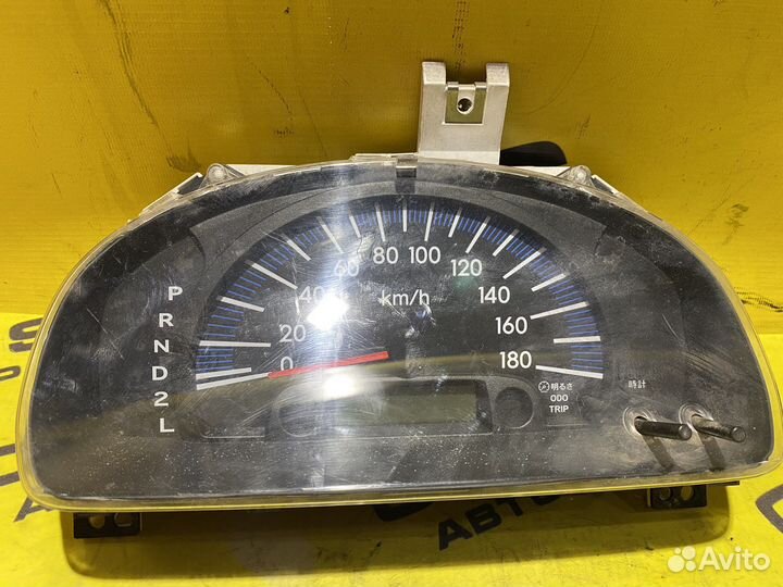 Щиток приборов Toyota Probox