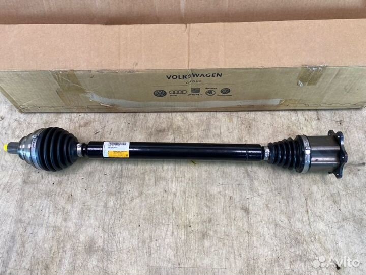 Привод, полуось передний правый Skoda Octavia 2013