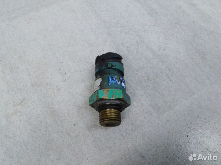 Датчик давления топлива