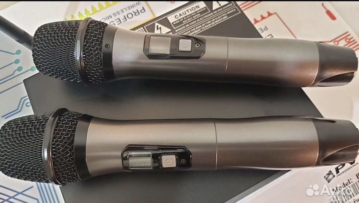 Вокальная радиосистема с 2-мя радиомикрофонами