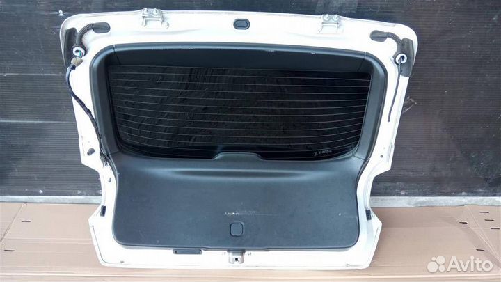 Дверь багажника subaru impreza GP