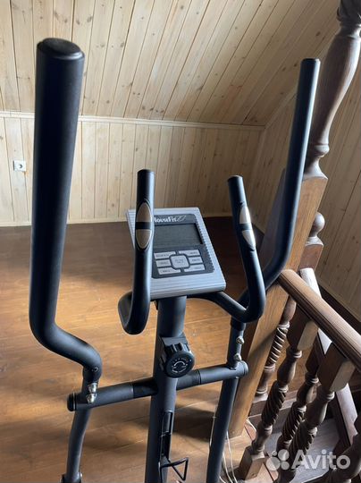 Эллиптический тренажер HouseFit