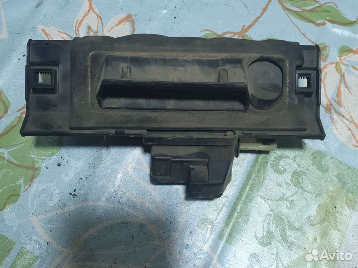 Ручка двери багажника пежо 206