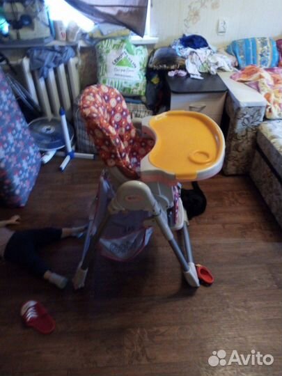 Стульчик для кормления coneco