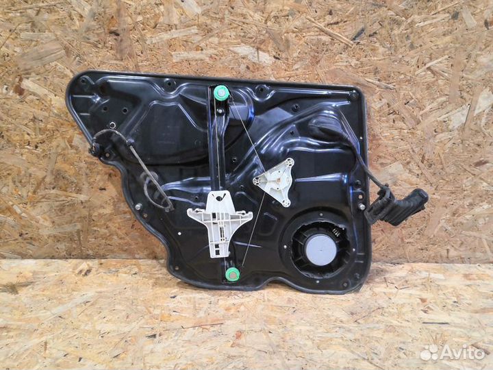 Стеклоподъемник электр. задний правый Volkswagen P