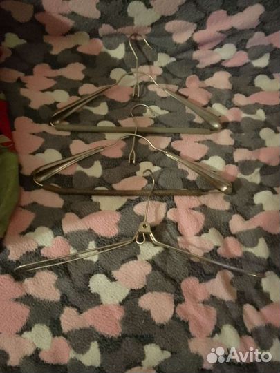 Вешалки плечики