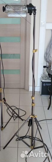 Стойка (штатив) для света Lоwel Omni Stand