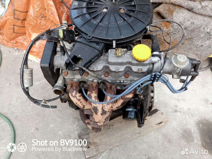 Продам двигатель Опель кадет 1,6S