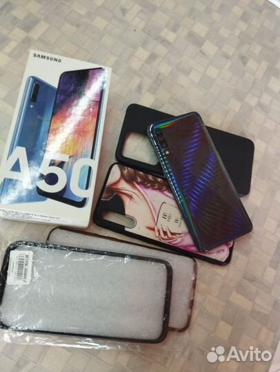 Samsung Galaxy A50, 6/64 ГБ