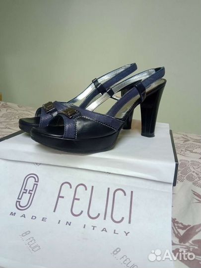 Кожаные босоножки 40р