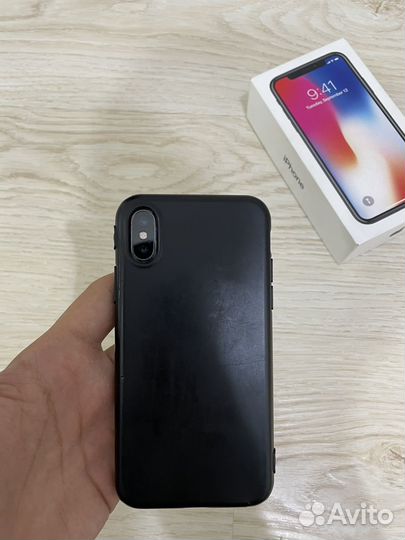 iPhone X, 64 ГБ