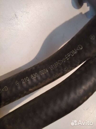 A2108300024 патрубок отопителя Mercedes Benz w210