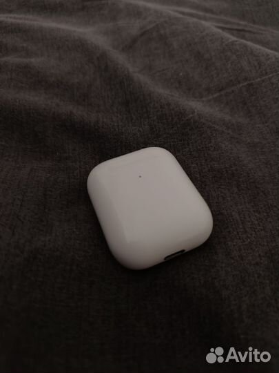 Беспроводные наушники apple airpods