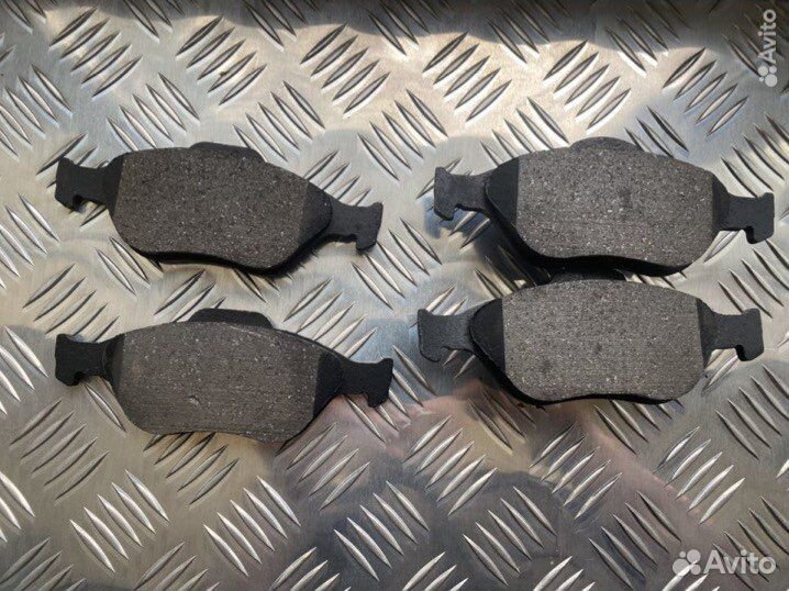 Тормозные колодки Delphi LP1469. Ford Fiesta