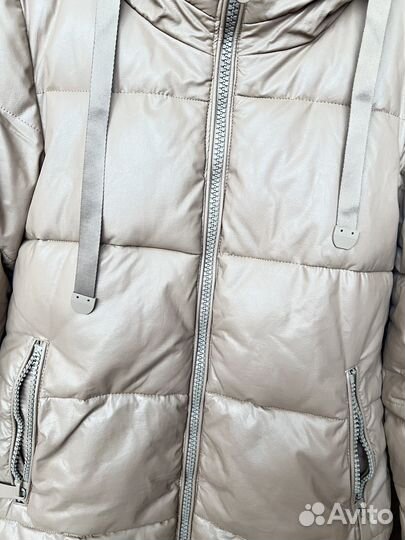 Пуховик женский 42 44