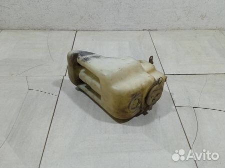 Бачок омывателя Мерседес