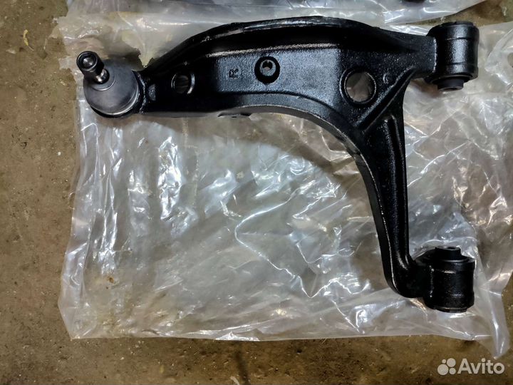 Рычаг задний верхний Сузуки Гранд Витара 3 2005-15