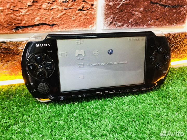 Z.Игровая приставка PSP 3008 slim