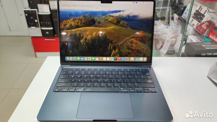 Apple macbook air M2 A2681
