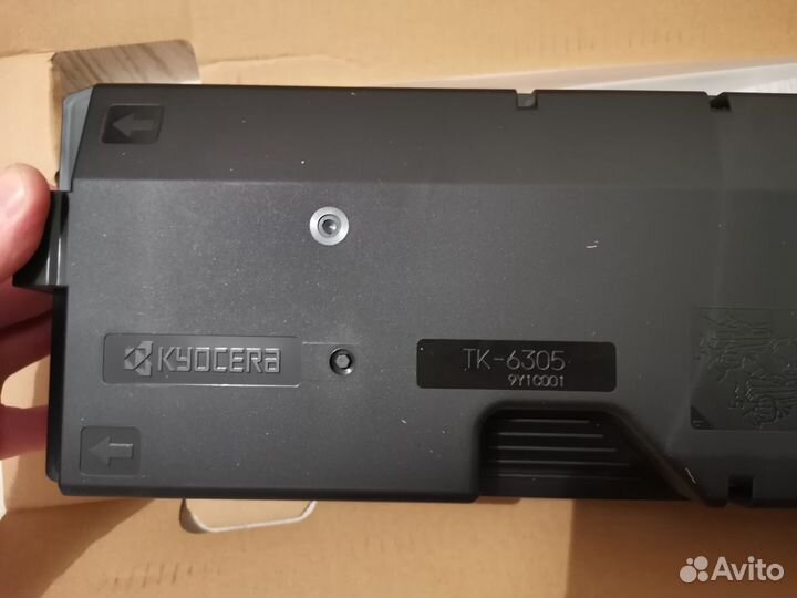 Тонер картридж Kyocera TK-6305 Black
