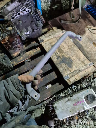 Ручка потолка nissan Serena c23