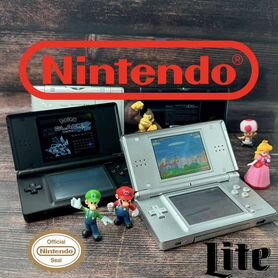 Nintendo DS Lite(Новая,Комплект,Прошивка R4,Игры)