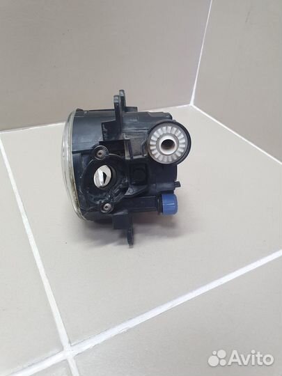 Противотуманка Mitsubishi Pajero Sport 3