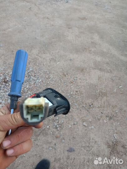 Кнопка багажника Hyundai Sonata тагаз