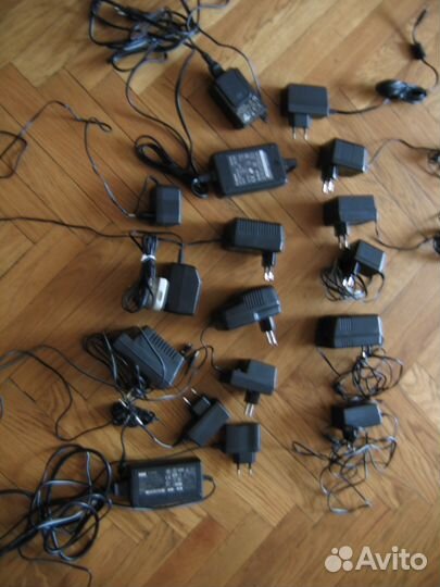 Адаптеры и зарядники разные