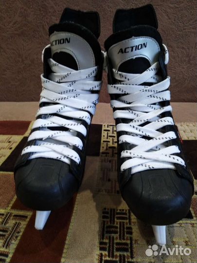 Коньки хоккейные 39 размер