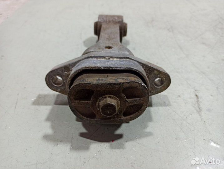 Опора двигателя Hyundai Solaris 1