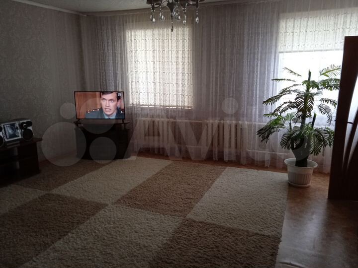 Дом 152 м² на участке 9 сот.