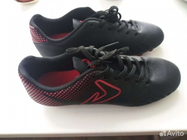 Футбольные бутсы Demix