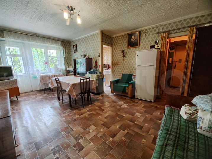 2-к. квартира, 44 м², 4/4 эт.