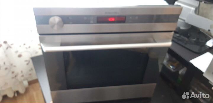 Духовой шкаф,Electrolux