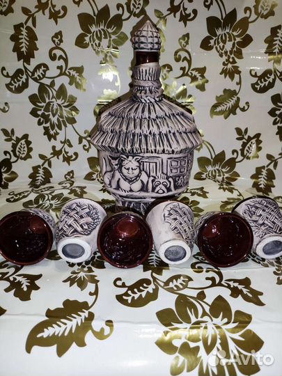 Графин и рюмки керамические